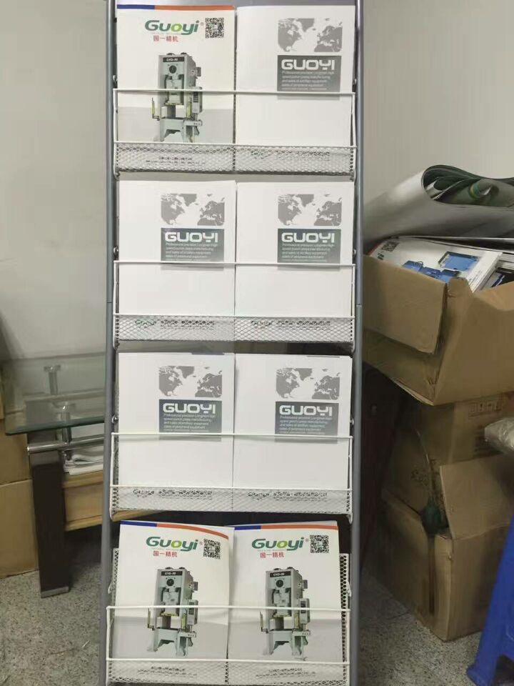 國一精密機(jī)械設(shè)備畫冊設(shè)計(jì)、印刷、派送順利完成